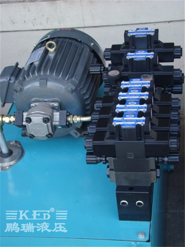 鹏瑞3.75KW包装机械液压系统