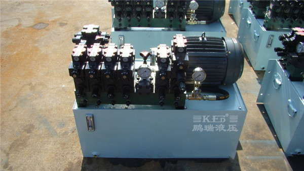 鹏瑞3.75KW包装机械液压系统