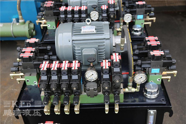 鹏瑞5.5KJW包装机械液压系统