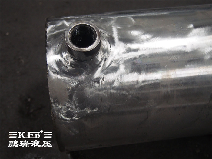 鹏瑞液压油缸焊接工艺